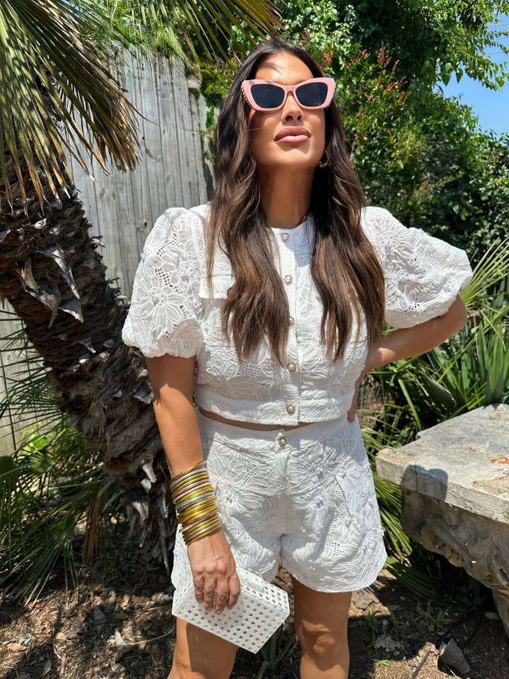 Polly White Set for wholesale on Faire1