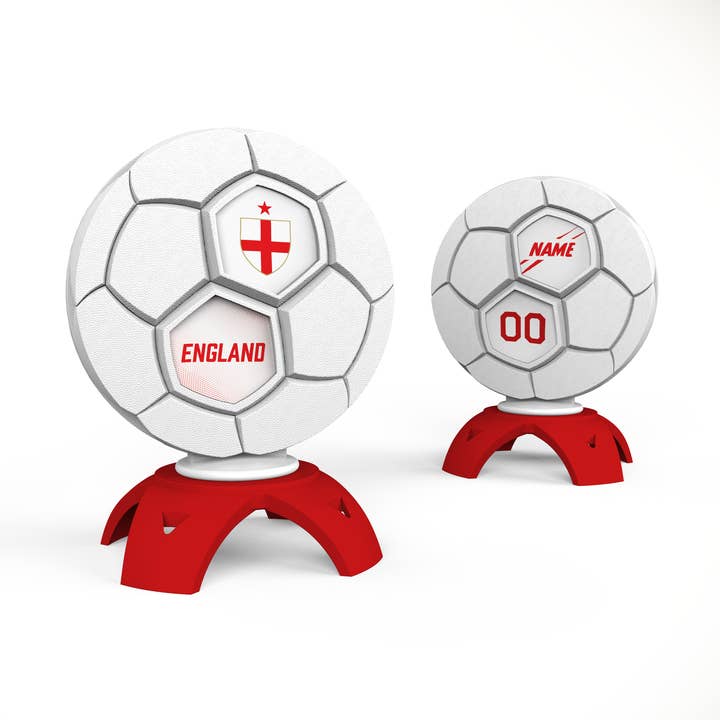 OneTrophy - VM England fodboldtrofæ med tilpasset bagside for engroshandel hos ONETROPHY