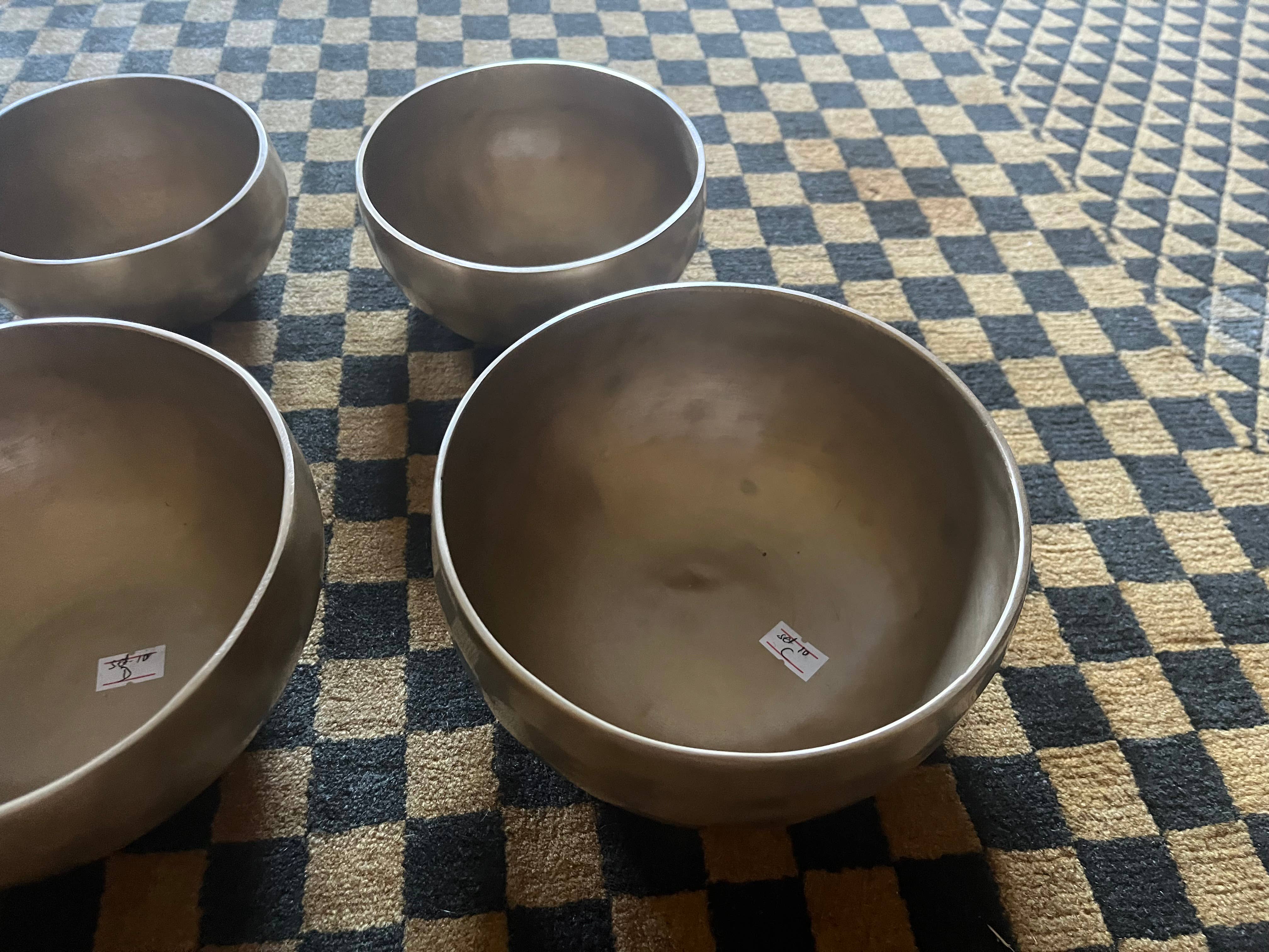 Heritage good Nepal - Wholesale Meditation Supplies -  Hand Hammered Professional Tuned Singing Bowl  seven set  (Copy)1