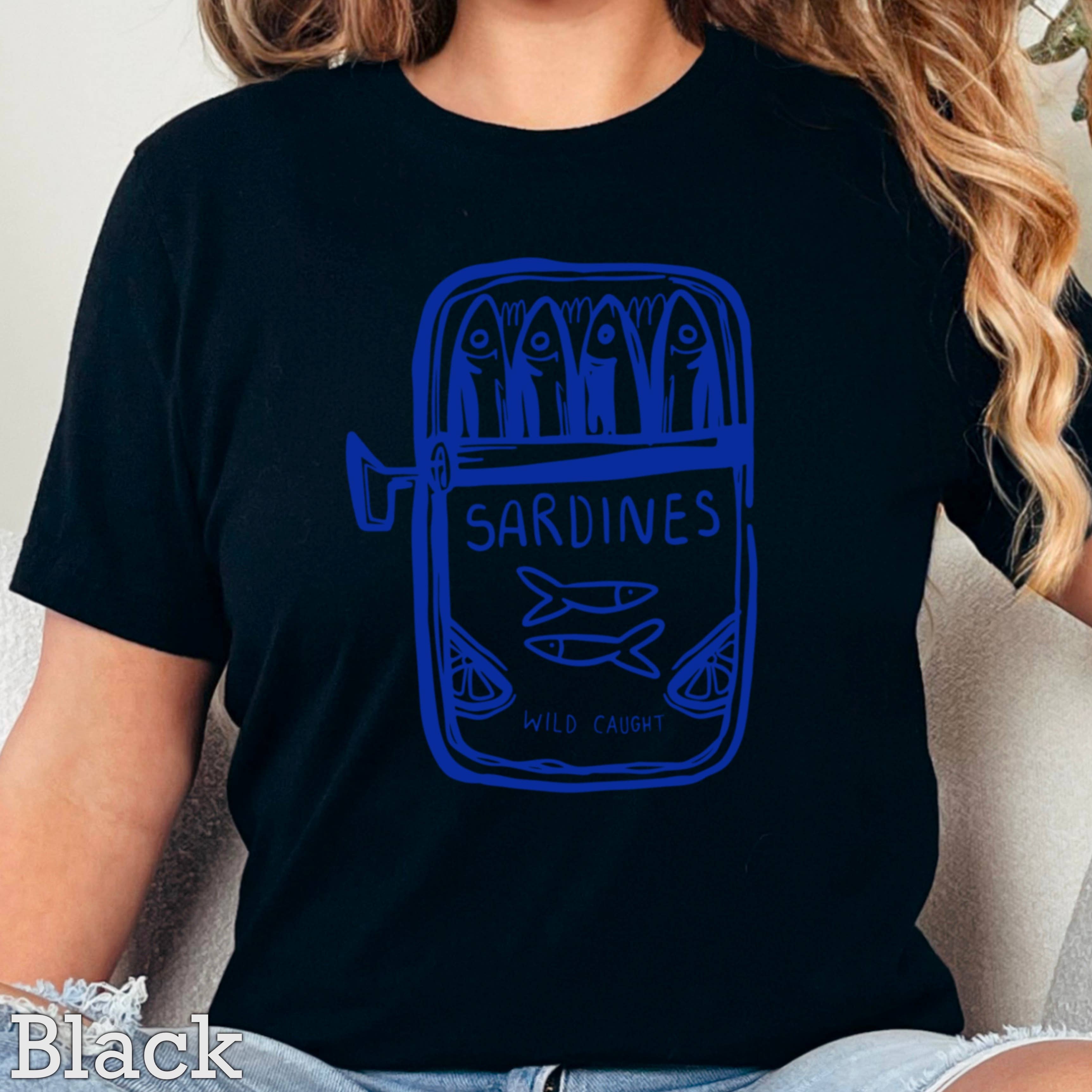 Shoppe SHC – wholesale T-shirt med logga - Dam – Sardiner Kustkvinnors Grafiska T-shirt | Gildan30