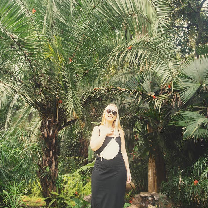 ABBY ALLEY - Wholesale Crossbody Bag - Women's - Sling Bag, Oyster3