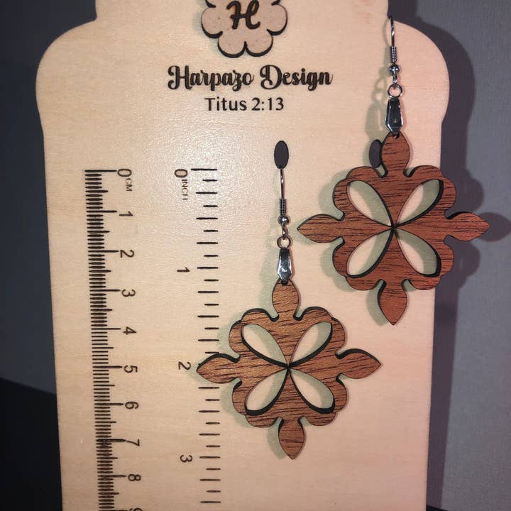 Sapele trä unik form örhänge för wholesale av Harpazo Design