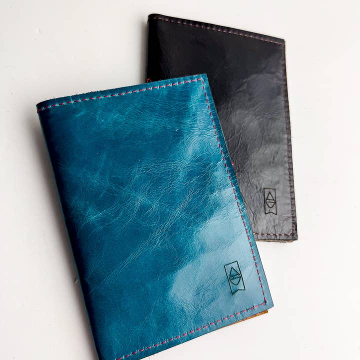 Everyday Collection | Passport Capsule Wallet | Turquoise for wholesale by Alexis Drake