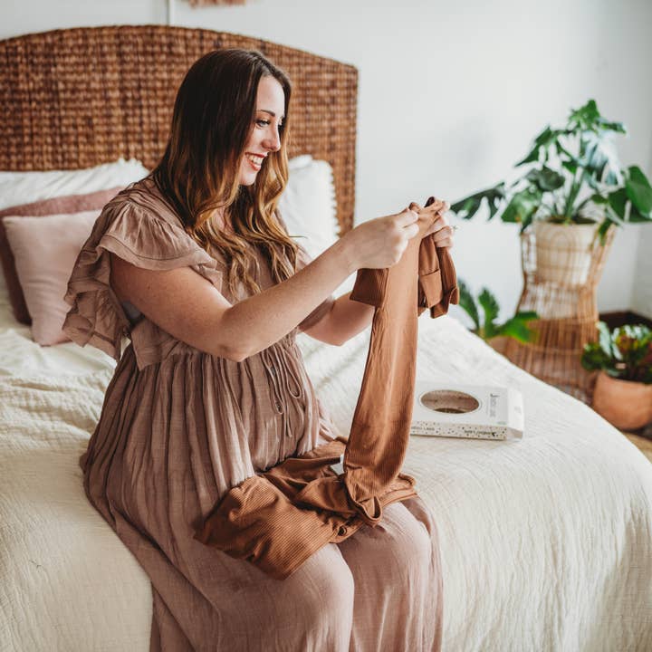 Shedo Lane - Wholesale Swaddle Set - Baby - Mother Earth Brown Bamboo Baby Swaddle 3 Piece Set10