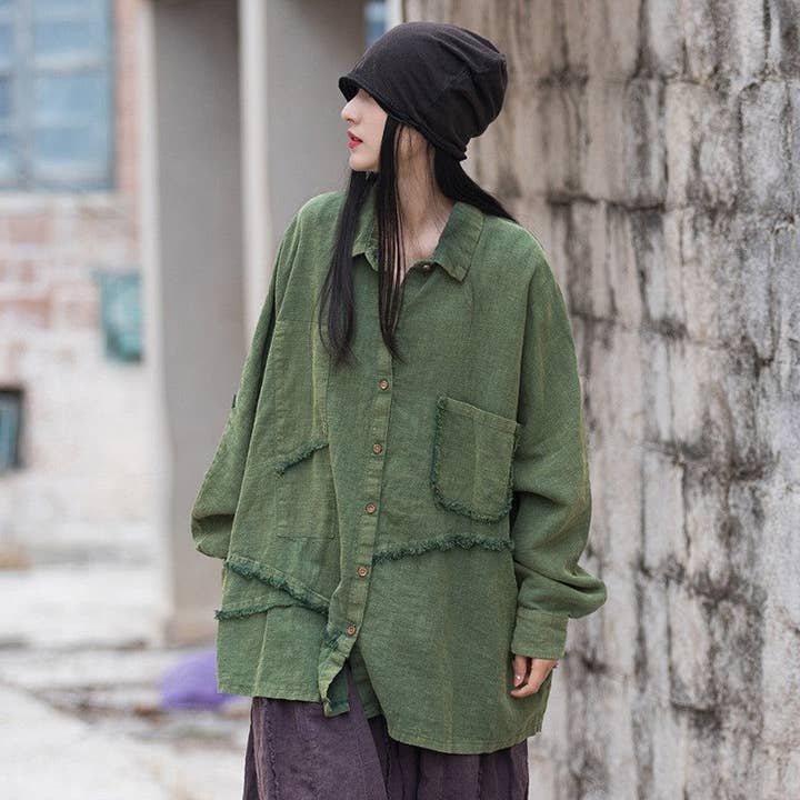 Chemise ample à bords effilochés et patchwork pour la vente par UZ Wholesale Store