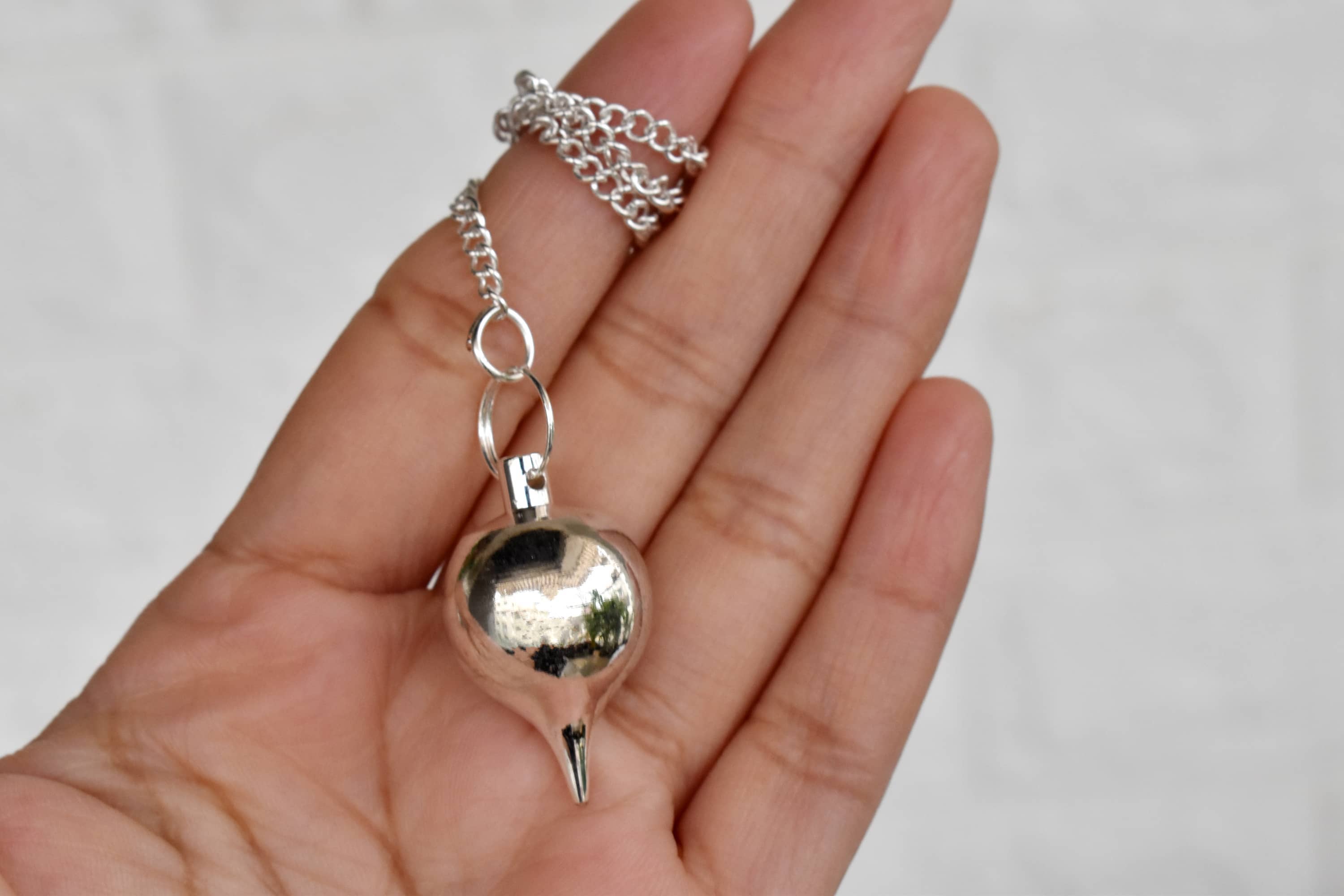 Soothing Crystals - Wholesale Meditation Supplies - Brass Golden Metal Pendulums, Solid Silver Ball Pendulum1