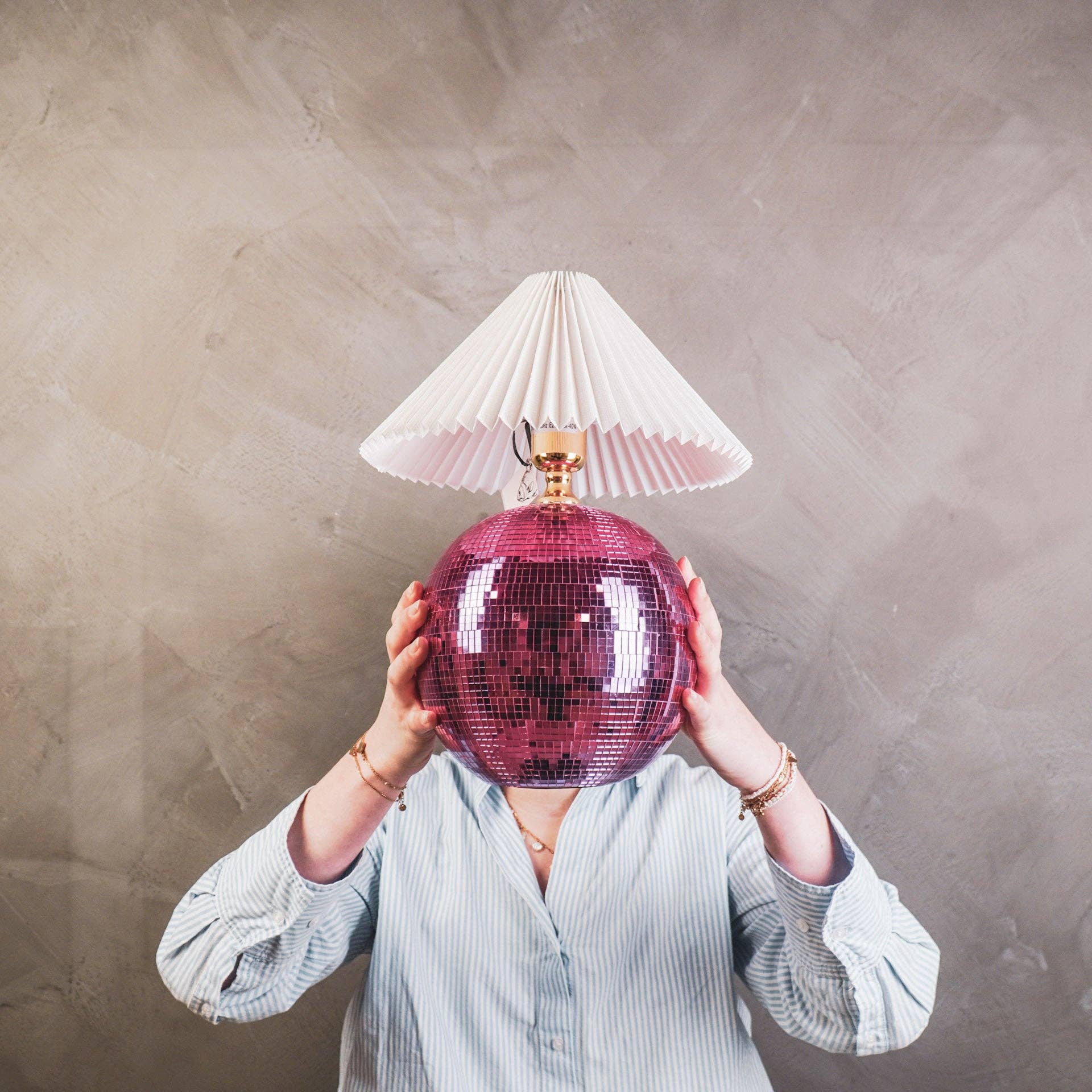 Housevitamin bv - Wholesale Accent/Desk Lamp - Lamp - Disco ball - Glass - Pink - 20x20x20cm5