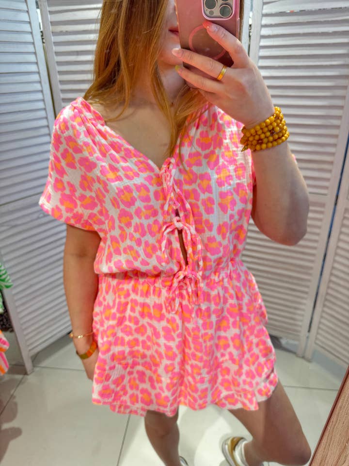 Light patterned playsuit - A1069 for wholesale by VICTORIA&ISAAC