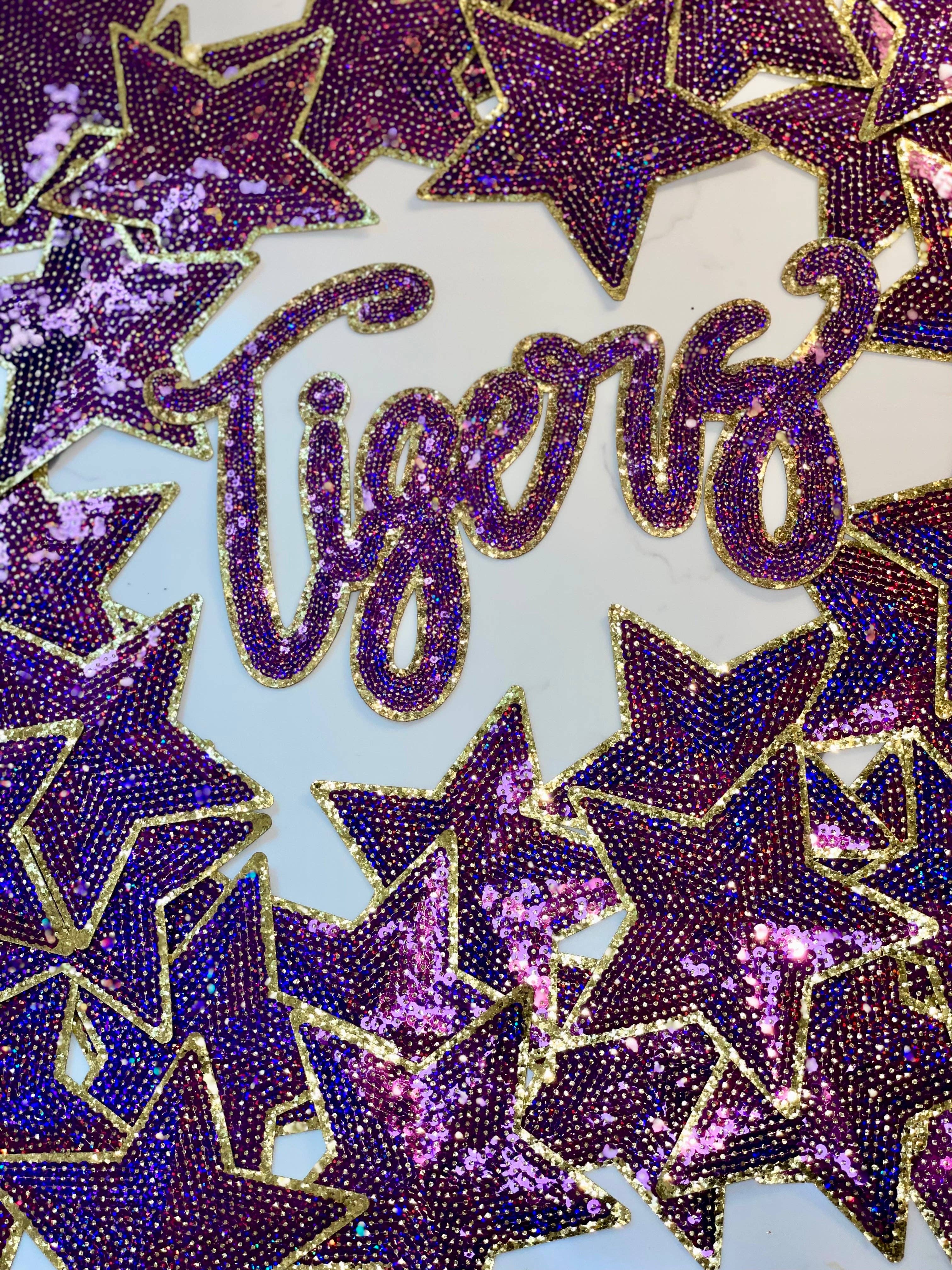 sequinandstiches – Großhandel Aufnäher – Tigers Purple Game Day Pailletten-Patch, Pailletten-Stern-Aufnäher, DIY-Aufnäher, Aufnäher zum Aufbügeln, goldene Glitzer-Rückseite3