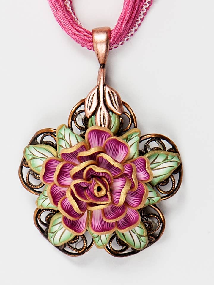 Floral Anhänger Mittel - Honeysuckle Rose für den Großhandel von Petal Pushers by Janet Pitcher