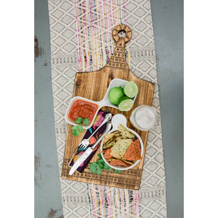 Grace Graffiti – Großhandel Käsebrett – Graviertes Brotbrett Party Dots aus Holz3