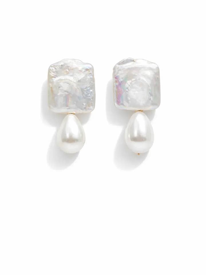 Boucles Eugénie für den Großhandel von LA MAISON GISEL B.