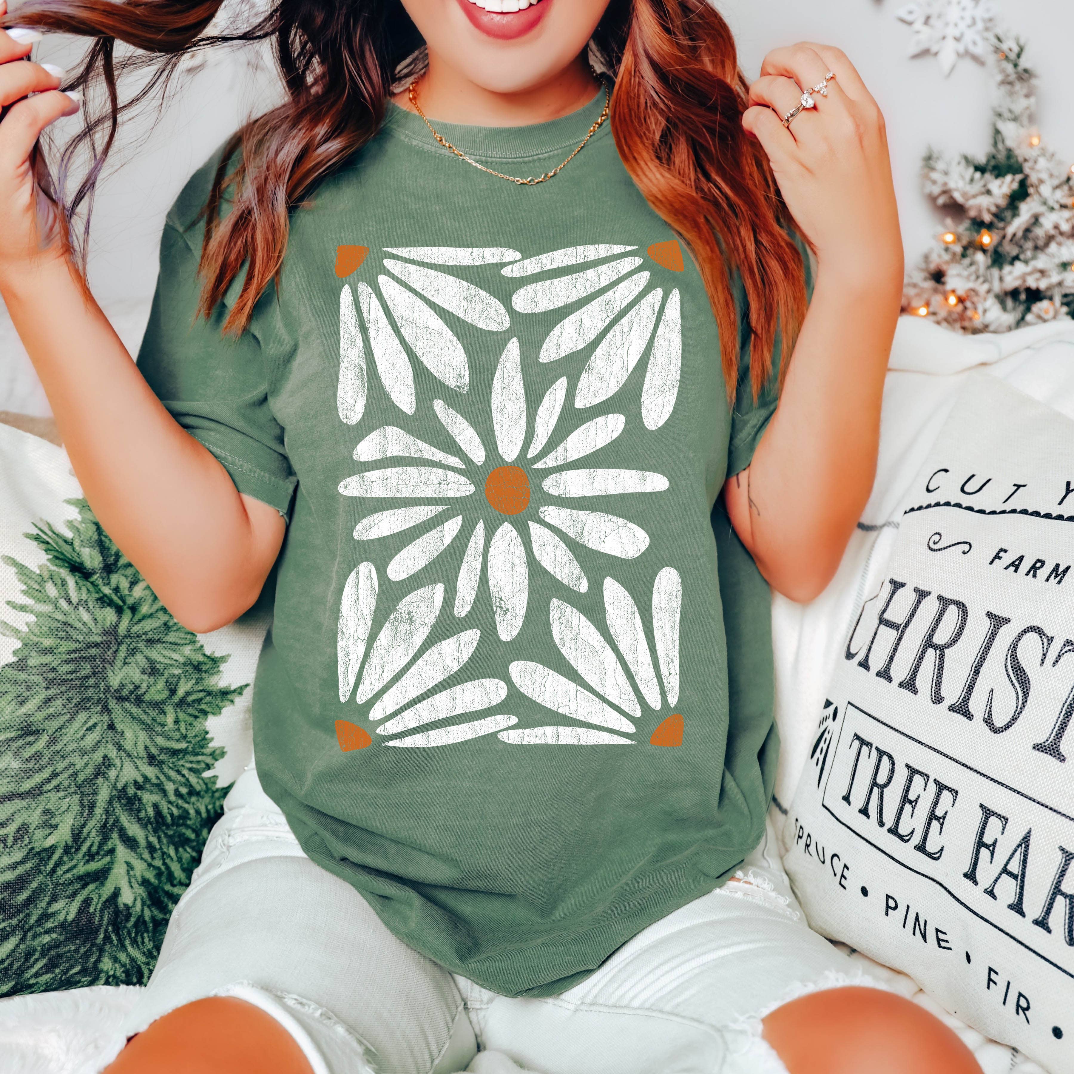 Refinery Number One LLC - Wholesale T-Shirt (Graphic) - Women's - Boho Daisy Botanical Vintage T-Shirt2
