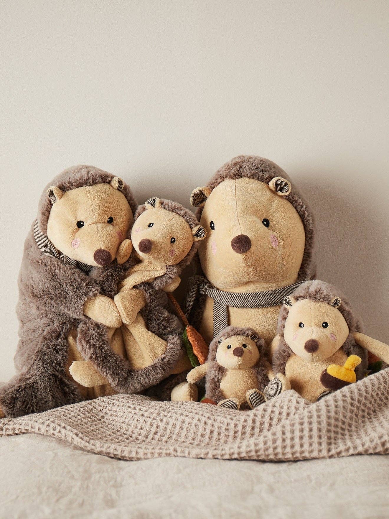 Bieco Spielwaren - Wholesale Stuffed/Plush Toy - Kids & Baby - Cuddle Cloth Hedgehog Piksi9