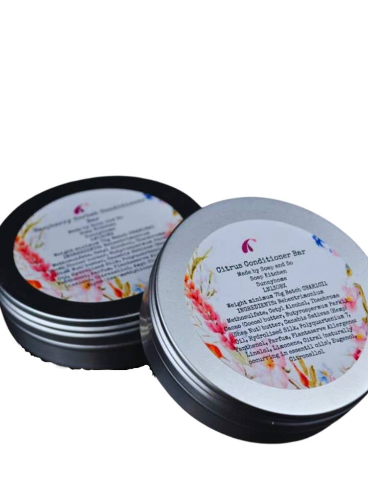 Heart Shampoo Bar in Oak Smoke and Embers with Shea Butter, Liquid Gold Argan Oil and Vitamin B5 for wholesale by The Stuff I Love