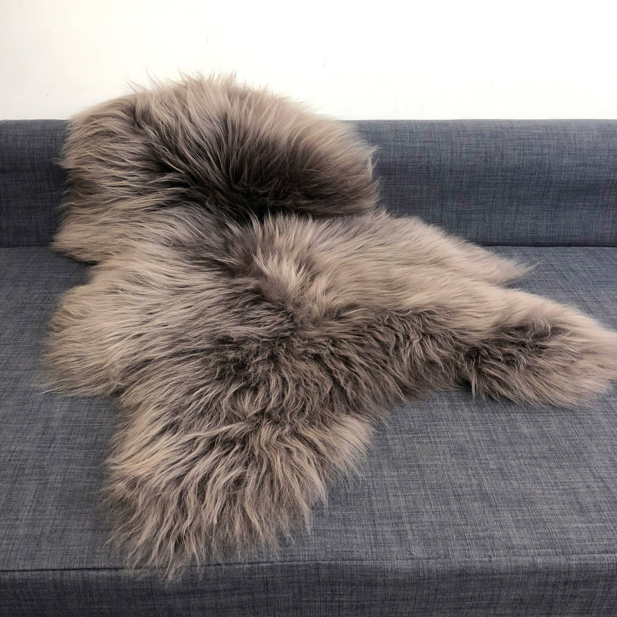 Wildash London - Wholesale Area Rug - Icelandic Sheepskin Rug Taupe Long Fur | Fleece | Medium1