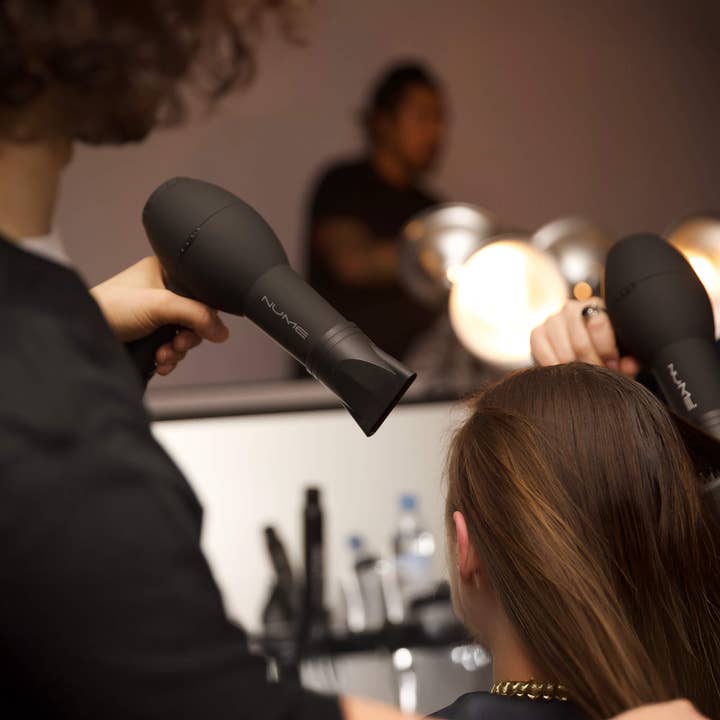 NuMe – Großhandel Föhne – Signature Haartrockner – Ionen-Schnelltrockner5