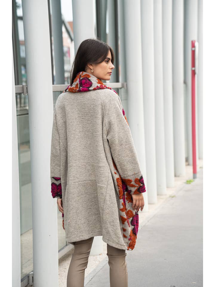 Happy look - Vendita all'ingrosso Cappotto - Donna - Cappotto in lana cotta con ricamo