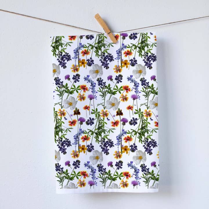 Serviette de cuisine Wildflowers pour la vente par Red Bird’s House