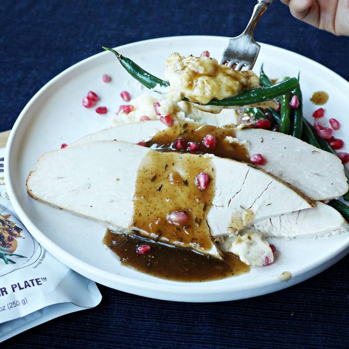 Le Sauce & Co. - Wholesale Sauce - Le Sauce & Co. 4-Serving Thanksgiving Turkey Gourmet Gravy