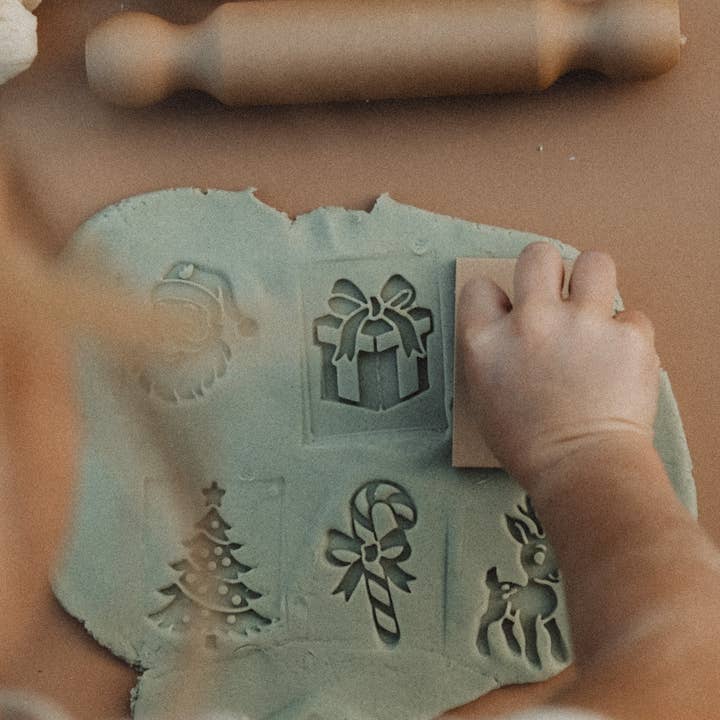 Kinfolk Pantry - Wholesale DIY Craft Kit - Kids - Christmas Eco Stamp Set - Playdough Tool6