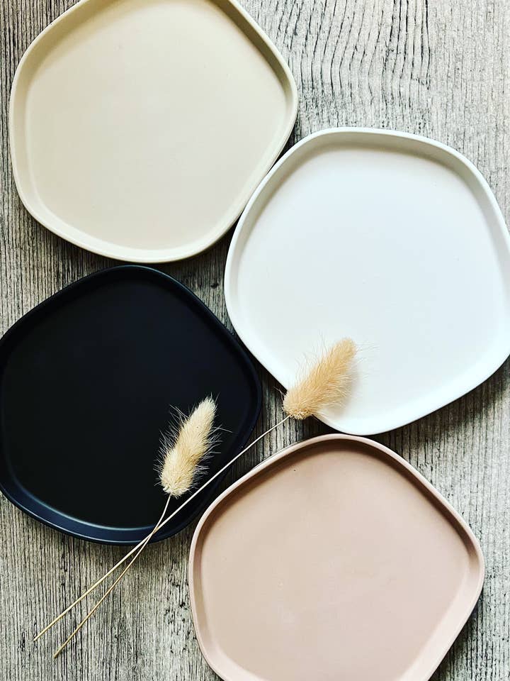 Stor oregelbunden stylingbricka, neutral, minimalistisk platta för wholesale av EMB Pretty