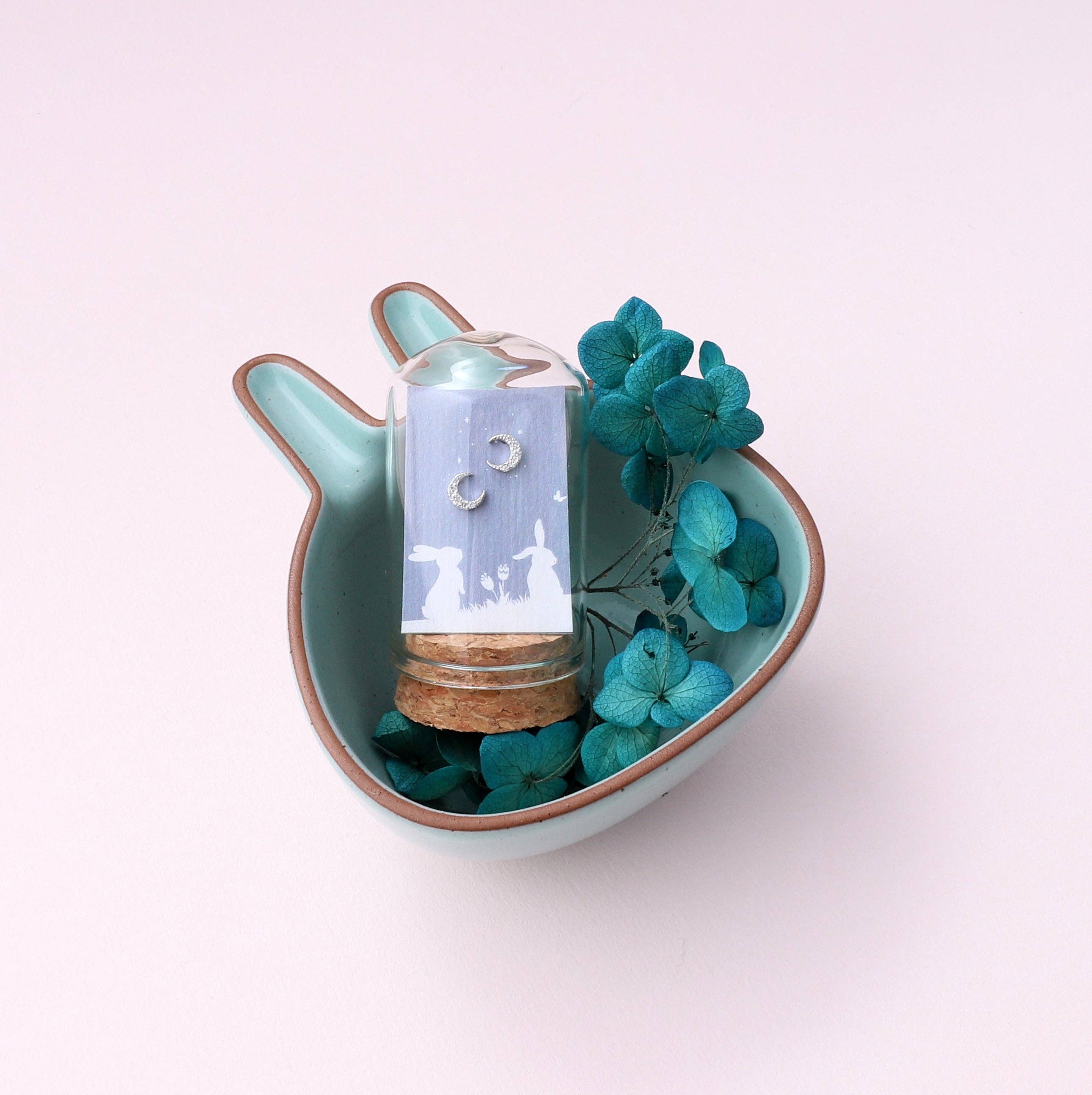 Attic creations – wholesale Stud/post earrings – TT58002 BUNNY GRAPHIC Crystal Moon Earrings0