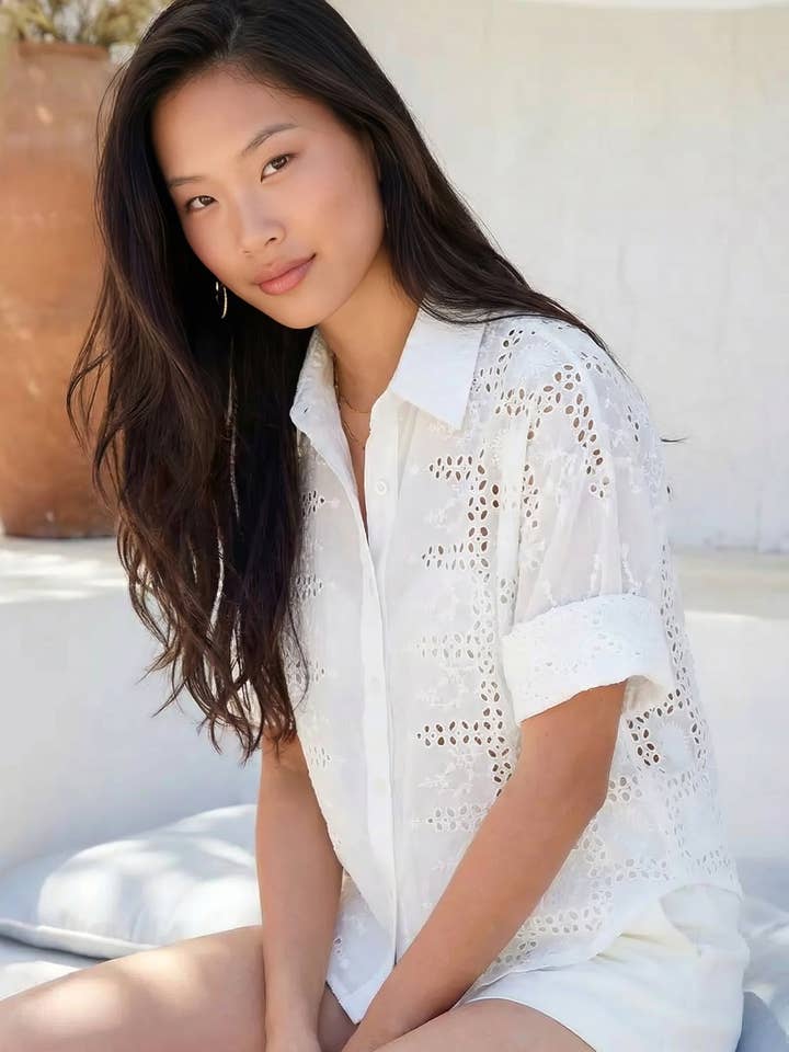 Haut à œillets Alisa pour la vente par Fifteen Twenty