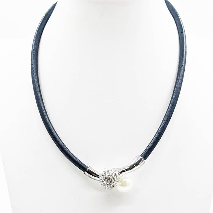 Tempest Designs – wholesale Pendant/charm necklace – NECKLACES - XS0063N-R-NVY-CRS