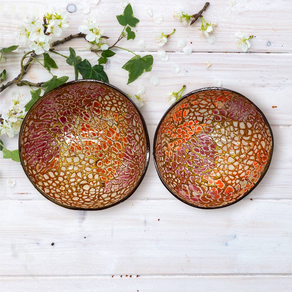 VIE - Wholesale Decorative Plate/Dish/Bowl - Hand-Painted Coconut Bowls, Lacquered, Set of 247