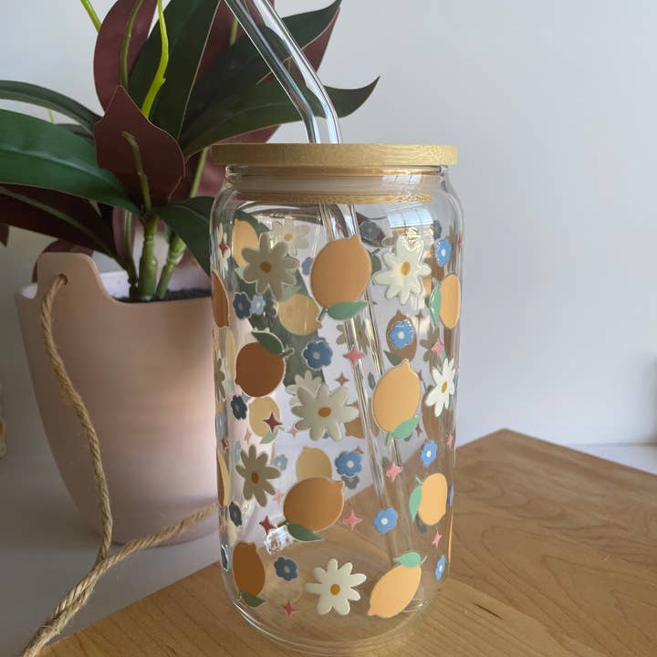 DesignedbyKendal - Wholesale Drinking Glass/Cup - Flowers and Lemons Glass Cup with Bamboo Lid and Glass Straw3