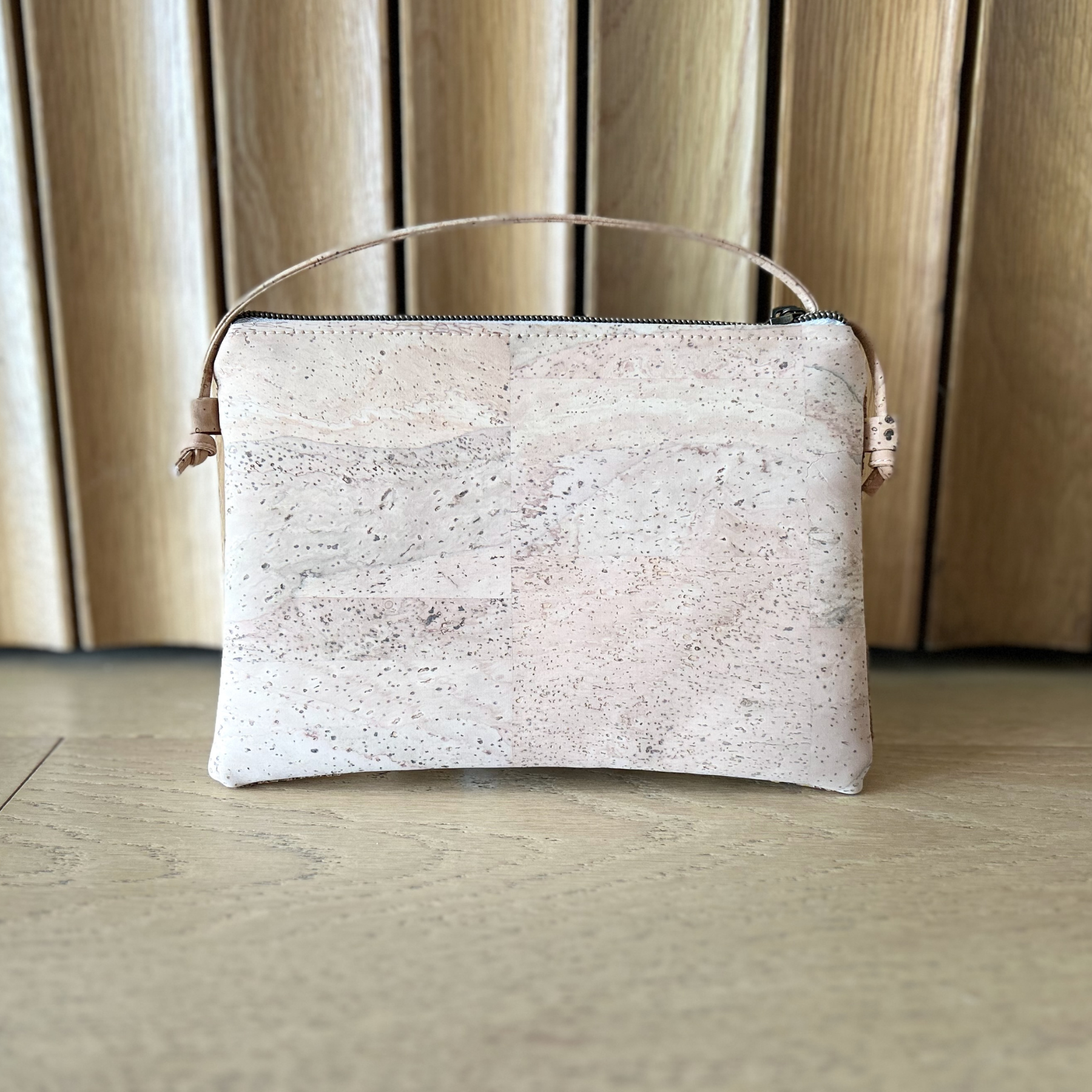 Cork By Design – Großhandel Umhängetasche - Damen – Ivonita Cork Umhängetasche - Azulejo1