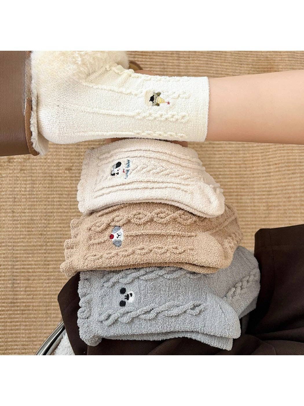 Funkyrel® Atzbranding Limited – wholesale Socks – Women's – Rufia - Cute Cartoon Coral Fleece Winter Socks7