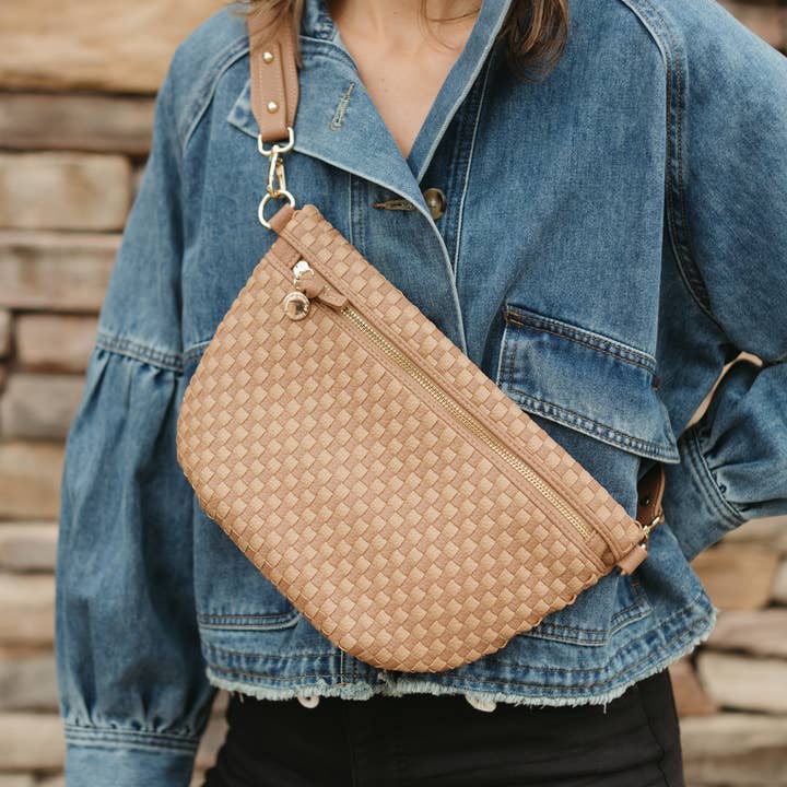 Lumi + Sol - Wholesale Crossbody Bag - Women's - Lumi Woven Crossbody Bag5