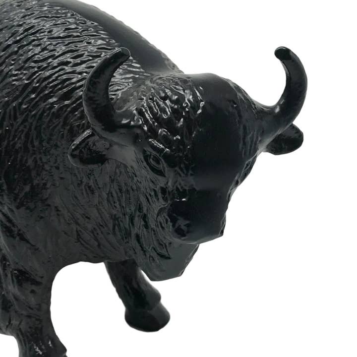 Wilco Home – Großhandel Dekofigur – Tischfigur Buffalo aus Aluminiumguss - erhältlich in 2 Ausführungen6