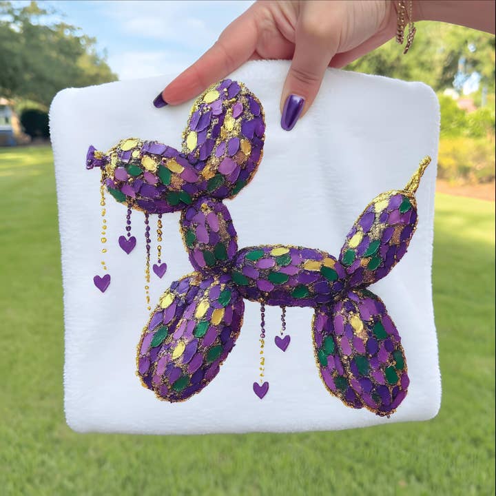 Mardi Gras Ballonhund T-shirt, Mardi Gras Perlehunde Sweatshirt for engroshandel hos DLT Ecommerce