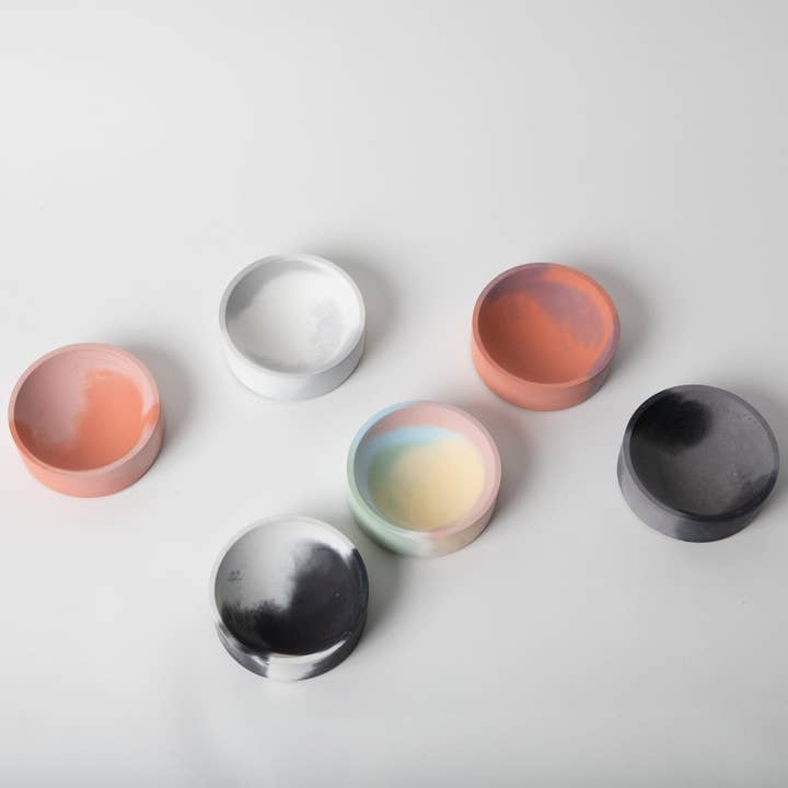 pretti.cool - Wholesale Desk Organizer - 4" Catch-All | Grey & White2