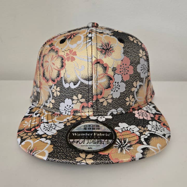 CAP fleurs de cerisier or rose pour la vente par Kimono Cap