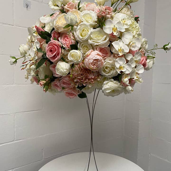 IVY CRUZ - Wholesale Artificial Flowers - Blush Large Artificial Flowers Table Centrepiece