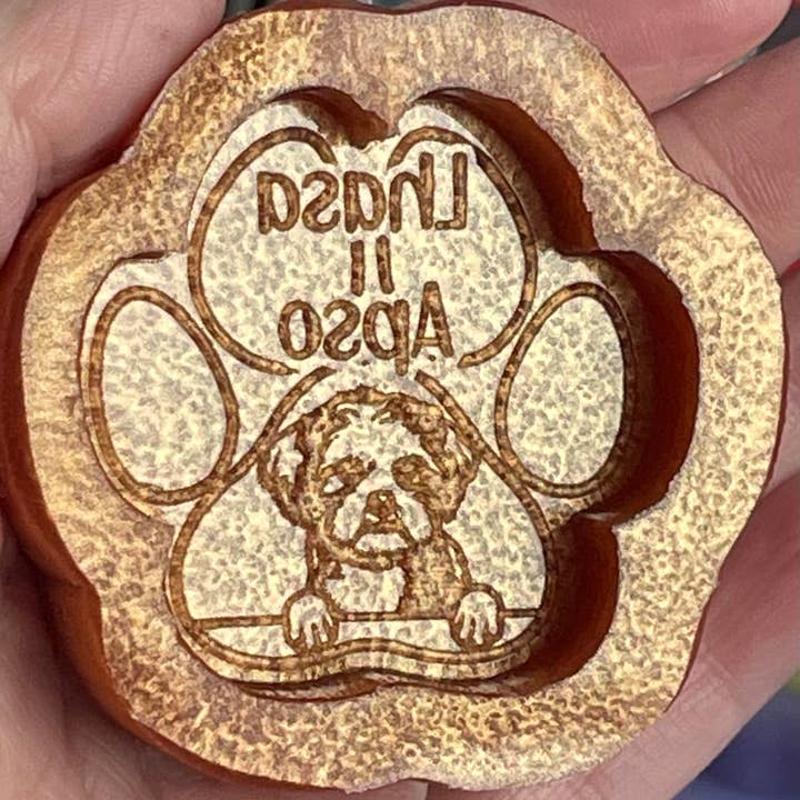 Stampo in silicone fatto a mano con stampa di zampe Lhasa apso per la vendita all'ingrosso da parte di Devine Silicone Moulds