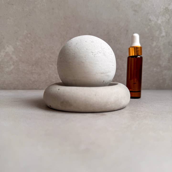 Minimal Loot Design - Wholesale Electronic Diffuser - Passive Essential Oil Diffuser - Sphere
