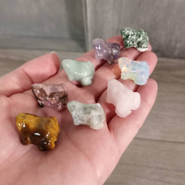Small Gemstone Frog Figurines – Carved Crystal Animal Decor for wholesale by Keystone Crystals