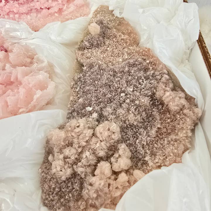 Aquamarine Daydream Wholesale - Venta al por mayor Piedras/cristales espirituales - 4 piezas de halita rosa ~ Muestras de minerales ~ Cajas de cristales al por mayor4