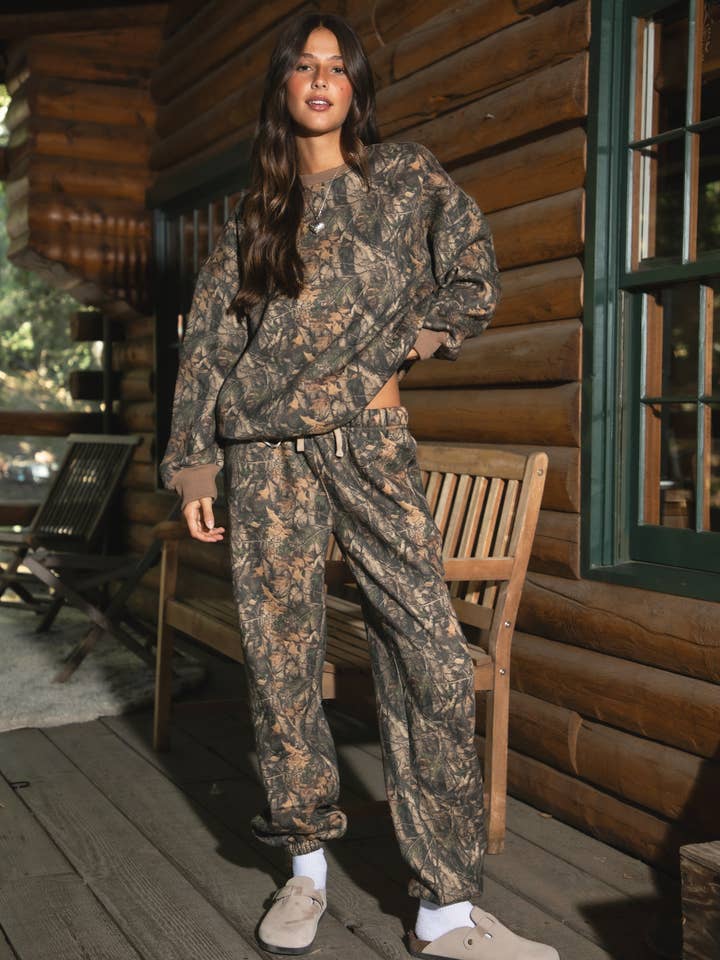 BAYOU Woodland Camo Fleece Jogger Tapered Sweatpants for wholesale on Faire2