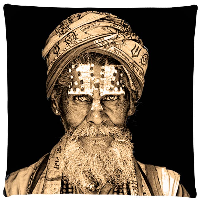 Bandu Baba by Mario Gerth | Woven | Ethnic for wholesale by FS Home Collections