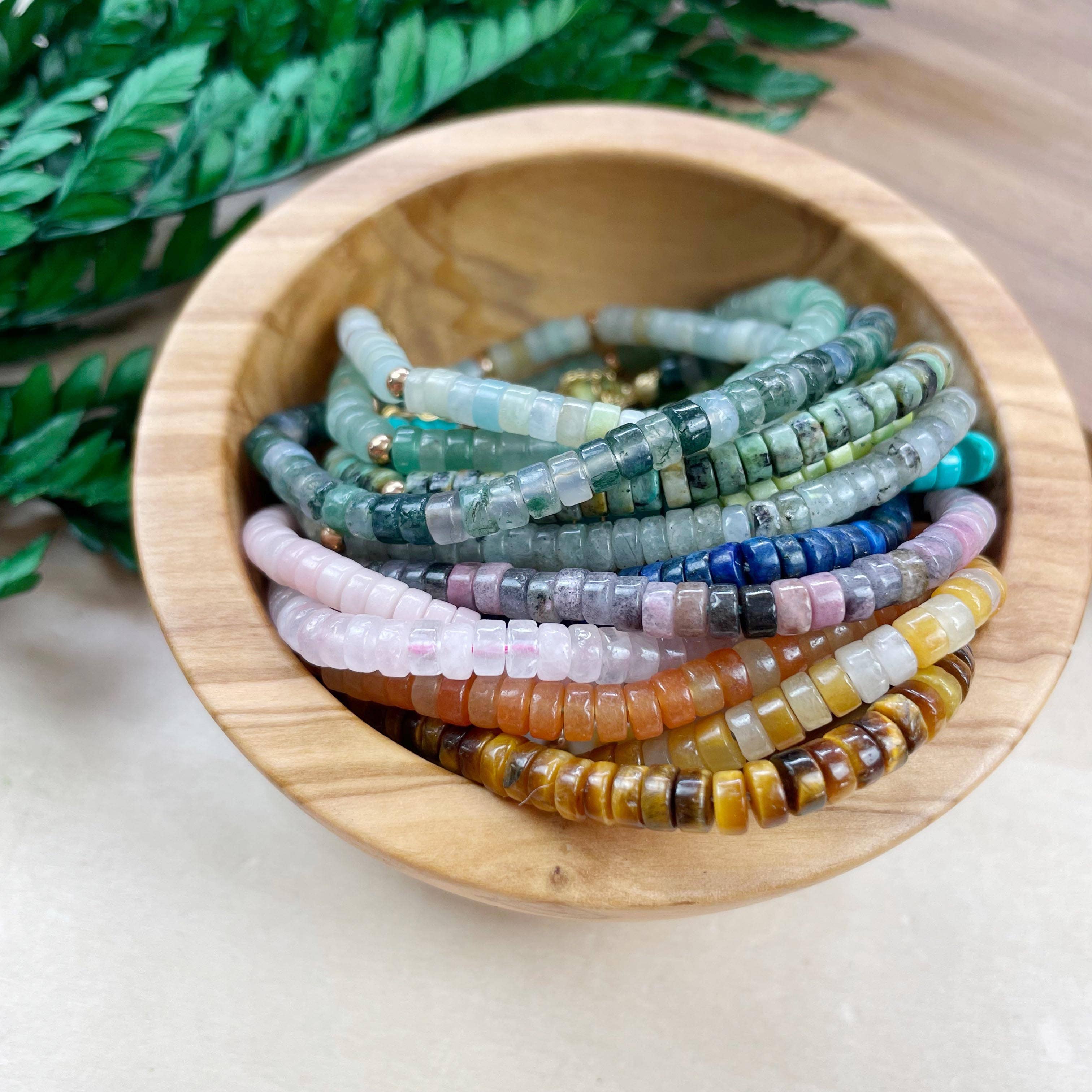 Ewelina Pas Jewelry – Engroshandel Perlearmbånd – Litae armbånd - delikat armbånd med ædelstensperler3