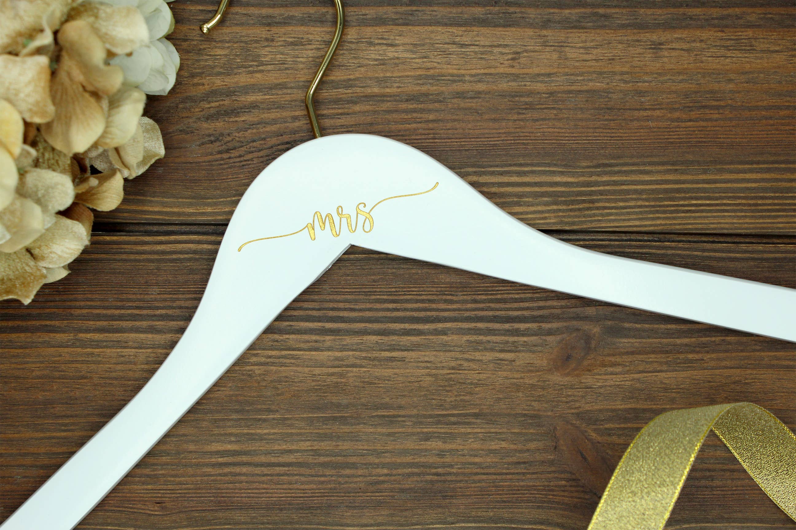 Bride and Bow - Wholesale Clothes Hangers - Mrs Gold Engraved Hanger, White with Gold Hook