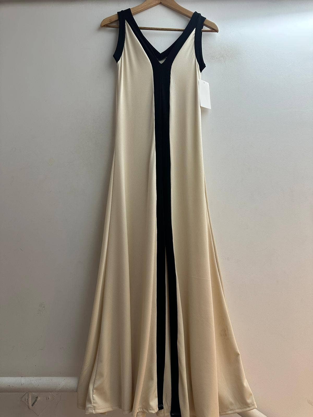 LORIANE - Vendita all'ingrosso Vestito - Donna - 9655 Abito lungo bicolore con spalline17