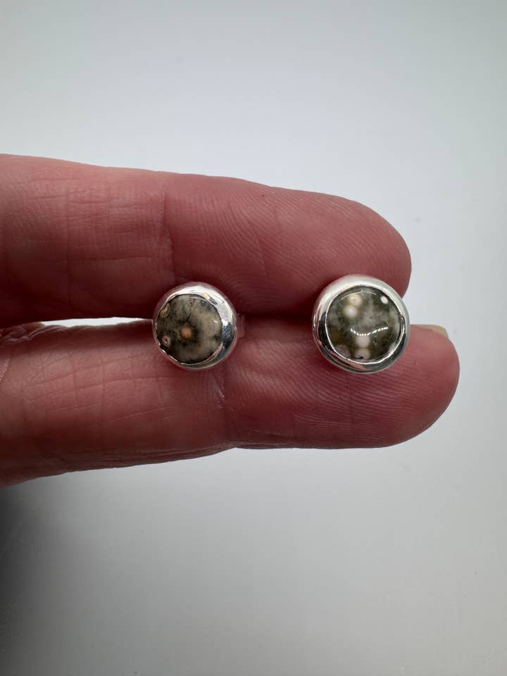 Boucles d'oreilles en argent avec jaspe océan pour la vente par Morgan McGeehan Designs