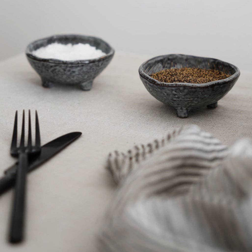 So At Nature – wholesale Condiment/dip bowl – Footed Pinch Pots - Pinchi4